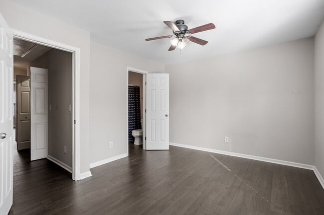 Building Photo - 6632 Clarksburg Pl