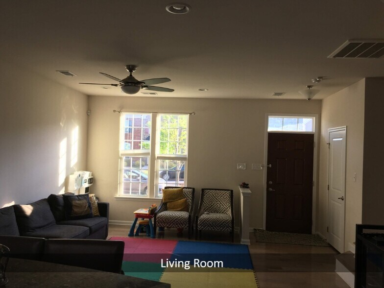 Building Photo - 11327 Sadler Walk Ln