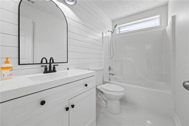 Building Photo - 367 Ayelsbury Ct