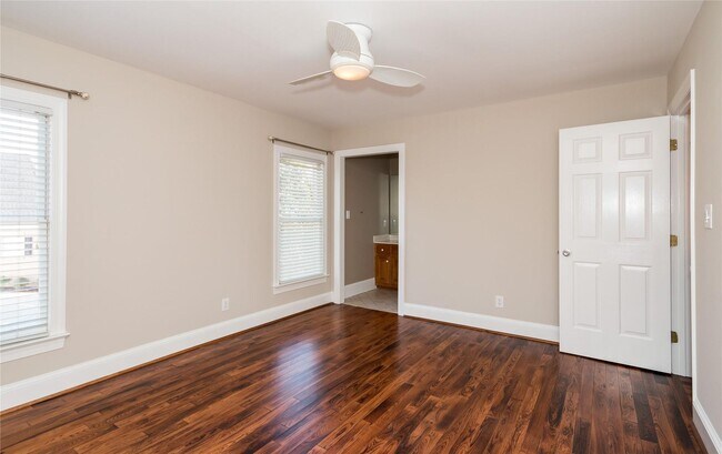 Building Photo - Waterfront Community Estate Home at Sterling Pointe in Cornelius