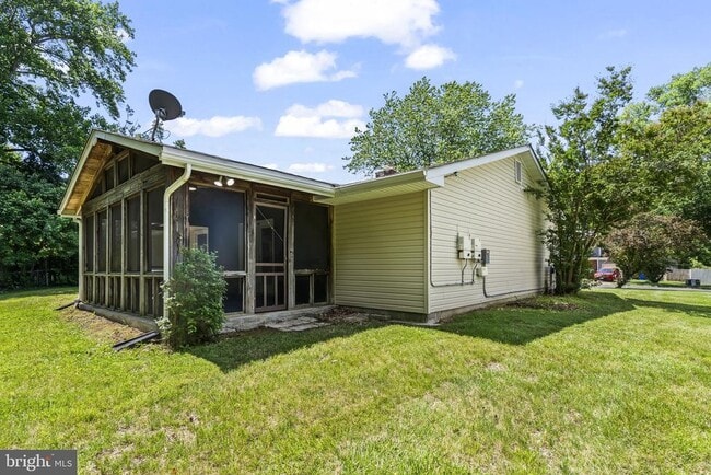 Building Photo - 2060 Red Spruce Ct