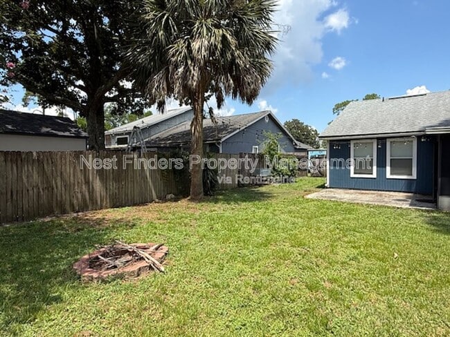 Building Photo - 11746 White Horse Rd