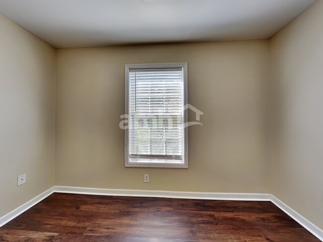 Building Photo - 1520 Arden Court