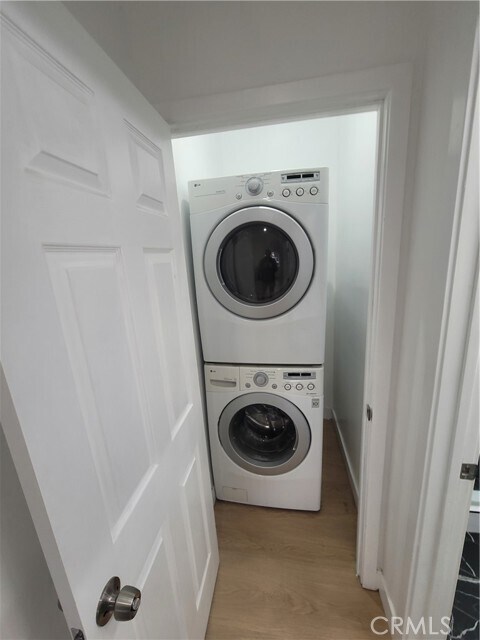 Building Photo - 7103 Yarmouth Ave