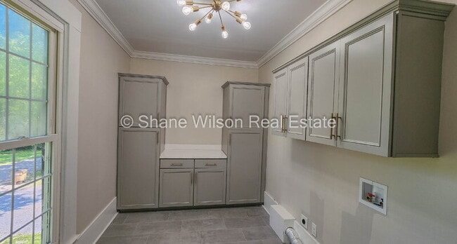 Building Photo - 331 Smith Cir