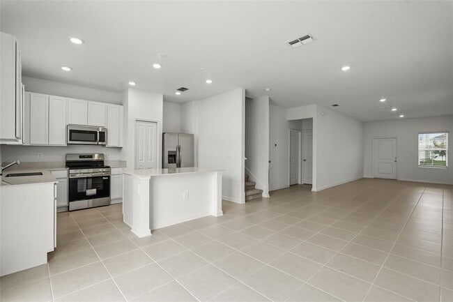 Building Photo - 6053 Zen Wy