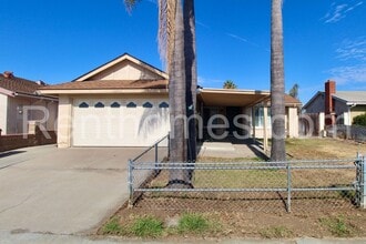 Building Photo - 10952 Parkdale Ave