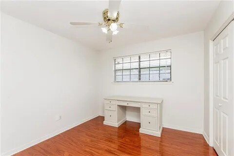 Building Photo - 8600 Trolley Ln