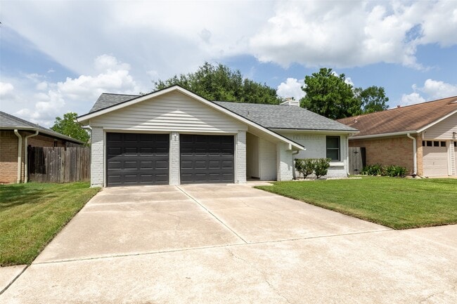 Building Photo - 1123 Rock Canyon Dr