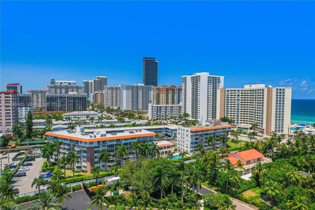 Building Photo - 3181 S Ocean Dr