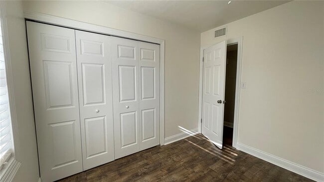 Building Photo - 313 Satsuma Dr