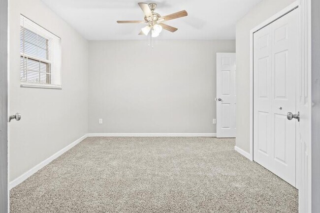 Building Photo - 2134 Stirrup Ln