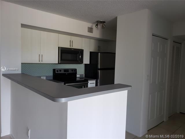 Building Photo - 777 SW 111th Way