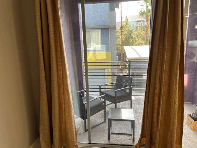 Building Photo - 9050 W Tropicana Ave