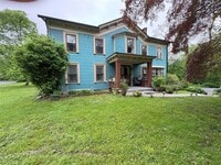 Building Photo - 1492 E Main St