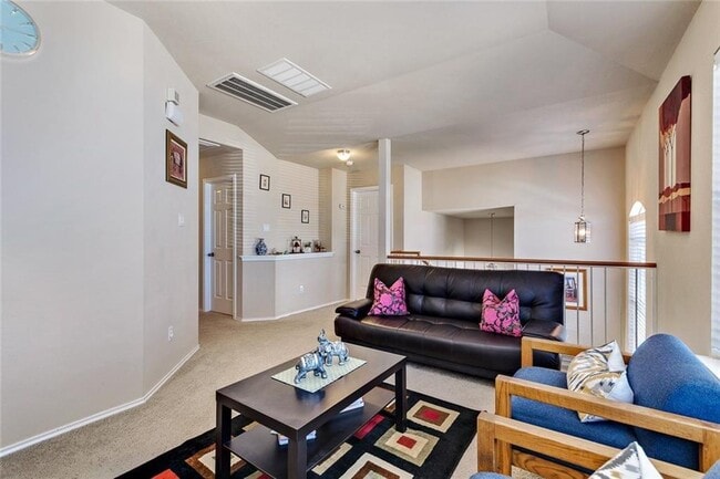 Building Photo - 14221 Willow Tank Dr