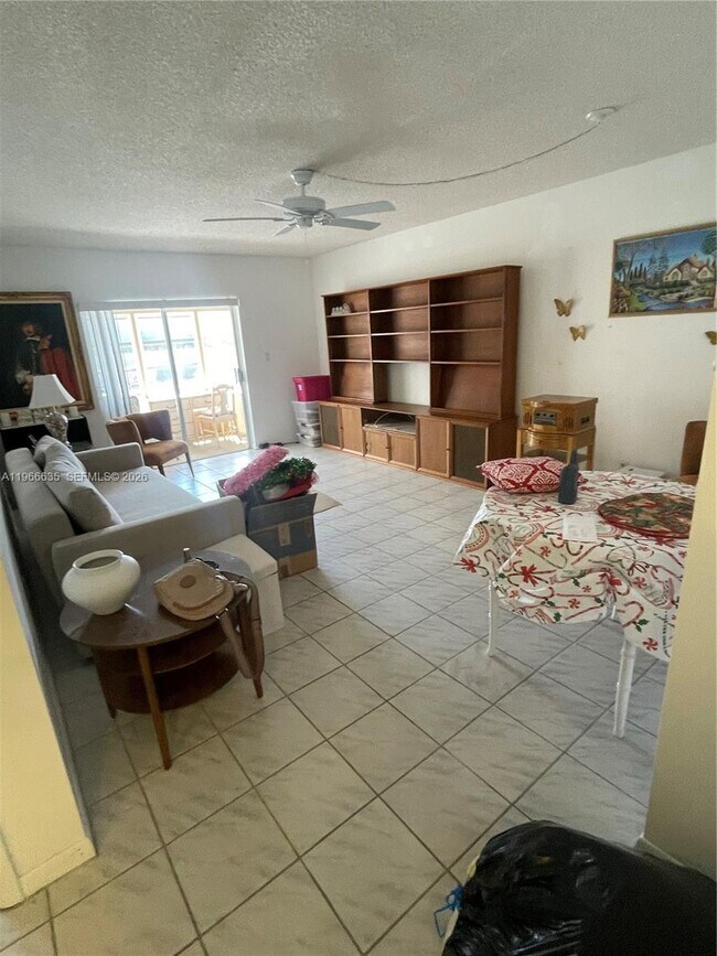 Building Photo - 4881 NW 22nd St