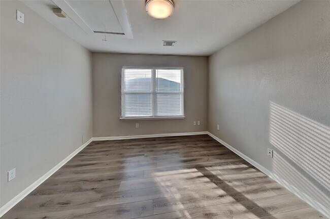 Building Photo - 3119 Peachstone Pl