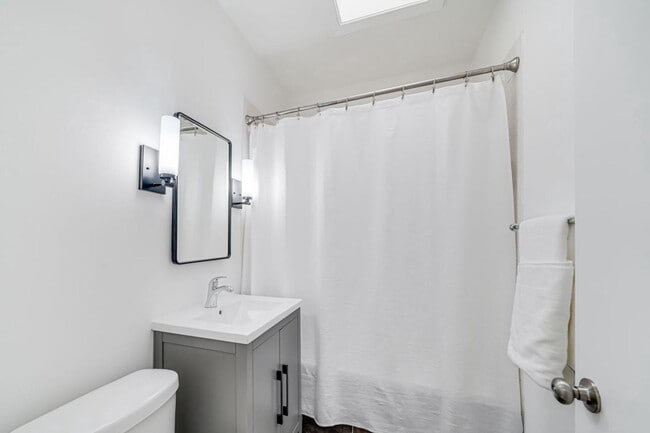 Building Photo - 4823 9th St NW