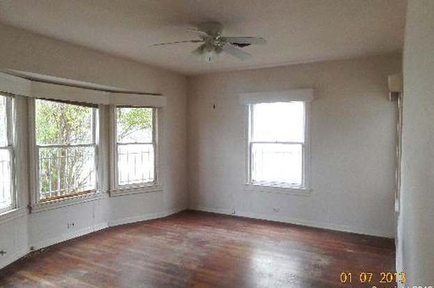 Building Photo - 2040 W Mistletoe Ave