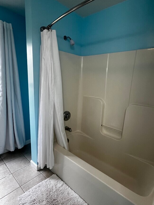 Building Photo - 2520 Friedland Pl