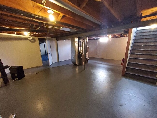 Building Photo - 1824 S Jefferson St