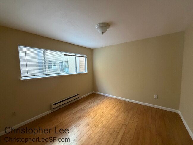 Building Photo - 125 Palm Ave