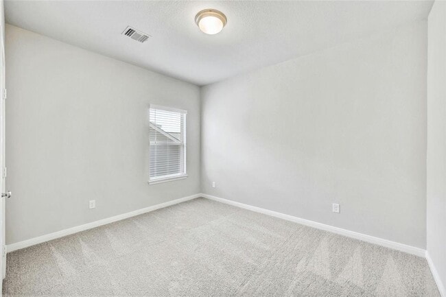 Building Photo - 105 Danielson St
