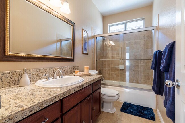 Building Photo - 4 Bedroom Home in The Promenade at La Costa!