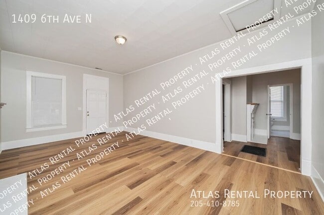 Building Photo - 1409 6th Ave N