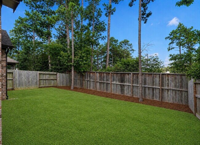 Building Photo - 731 Lacebark Elm Trl