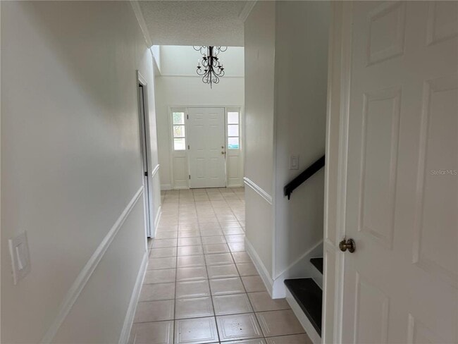 Building Photo - 2450 Sweetwater Country Club Dr