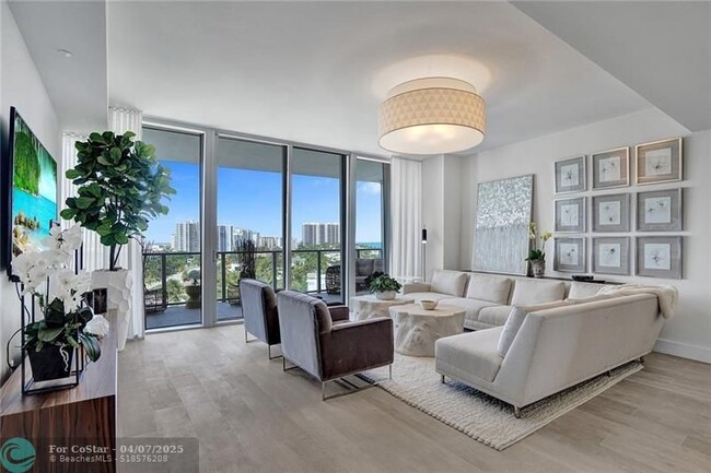 Building Photo - 2200 N Ocean Blvd