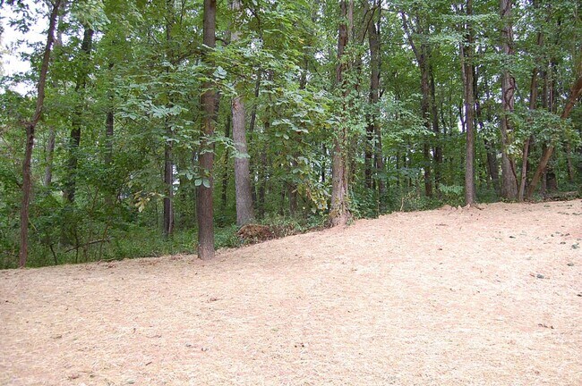 Building Photo - 1940 Nelson Mill Rd