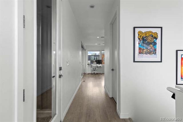 Building Photo - 1711 King St