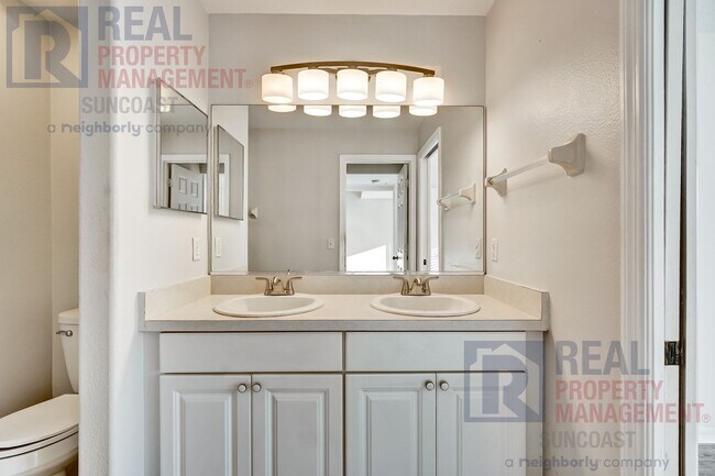 Building Photo - 4220 Players Pl