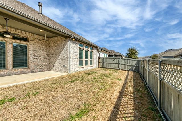 Building Photo - 2421 Stella Ln