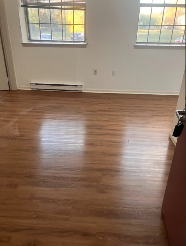 Building Photo - 149 Wilson St