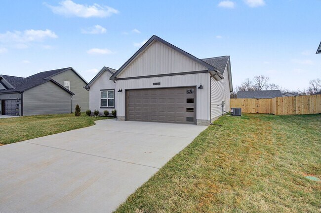 Building Photo - 199 Donegal Dr