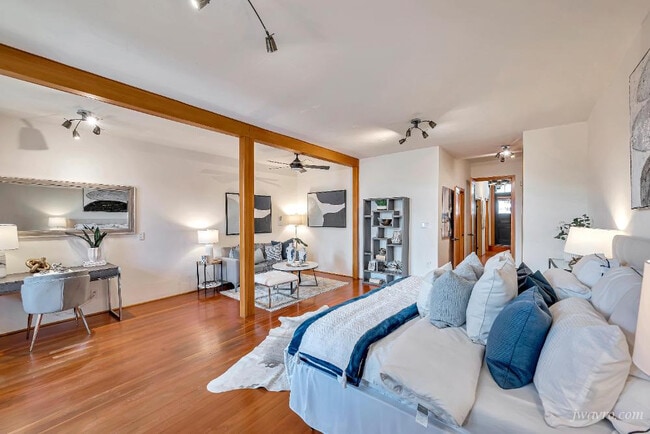 Building Photo - 17 Fresno St