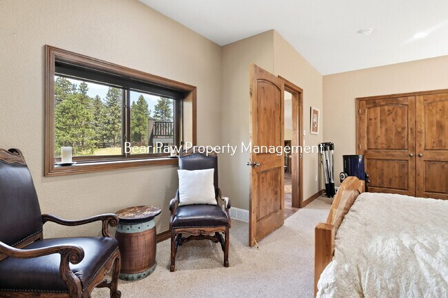 Building Photo - "Spacious 6-Bedroom Retreat with 7 Luxurious Bathrooms off Upper Bear Creek!"