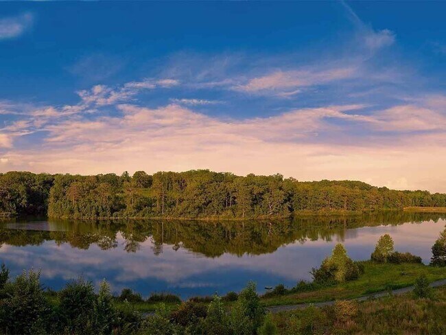 Building Photo - 6961 Fellowship Ln