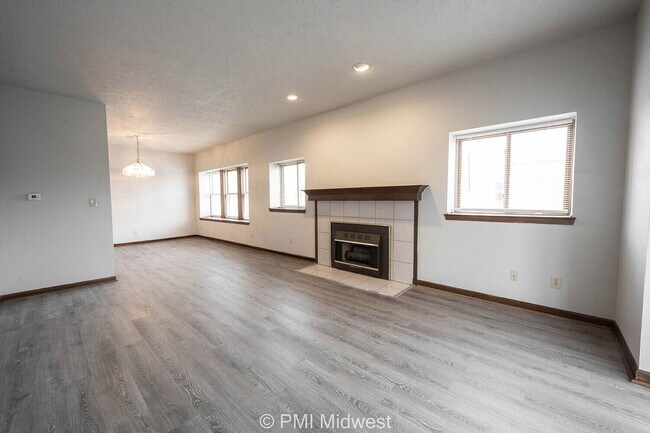 Building Photo - 3715 N Meridian St