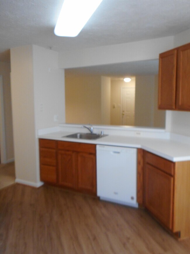 Building Photo - 108 Bayland Dr