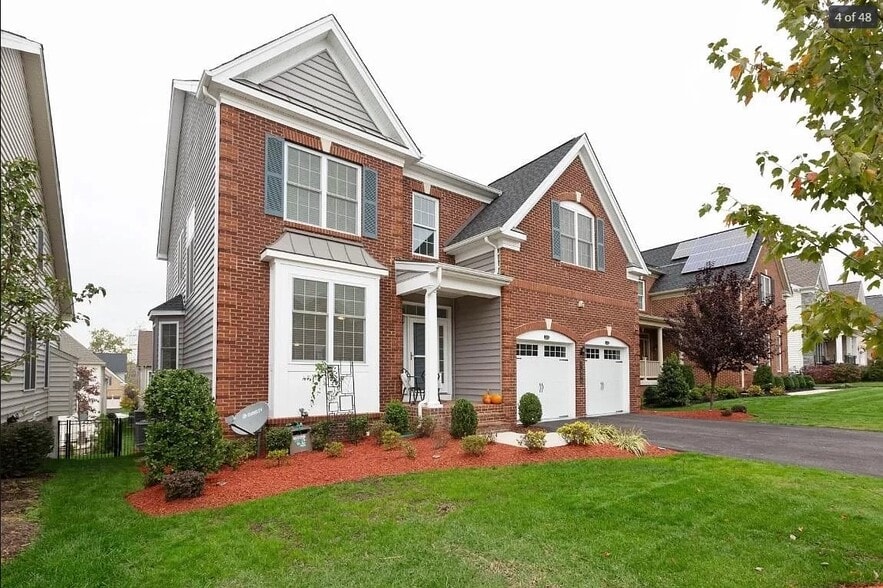 Building Photo - 11004 Fillys Ford Xing