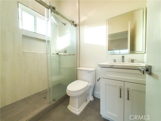 Building Photo - 117 E 29th St