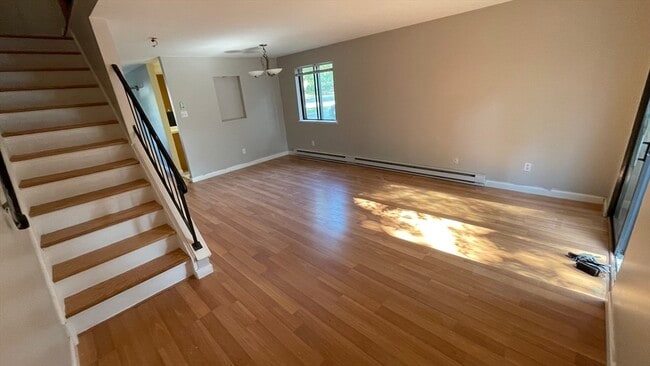 Building Photo - 46 Village Hill Ln