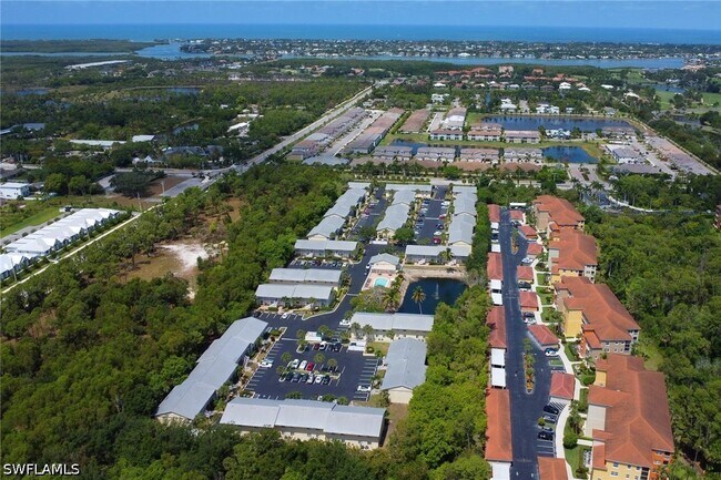 Building Photo - 4635 Bayshore Dr