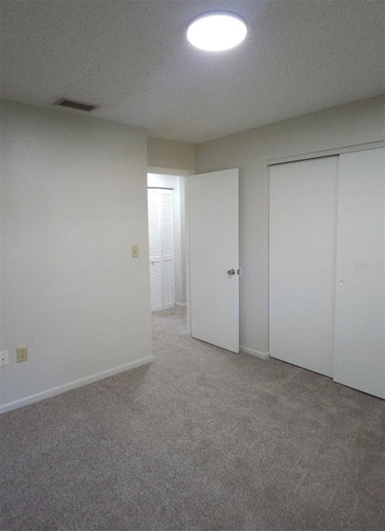 Building Photo - 20045 Suncrest Dr