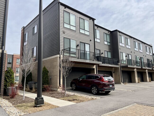 Building Photo - 1269 Catalina Ct.